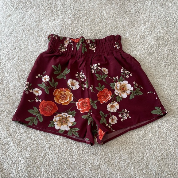 Miss Moly Pants - Miss Moly Floral belted shorts - Burgundy - XS